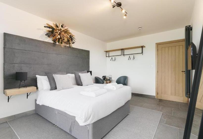 הוסטל The Old House 1147