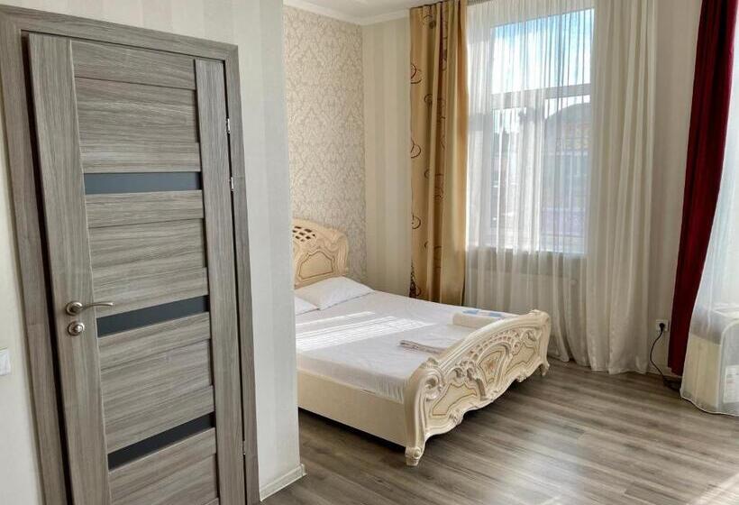 Apartment Studio біля вокзалу недалеко від центру городоцька 151