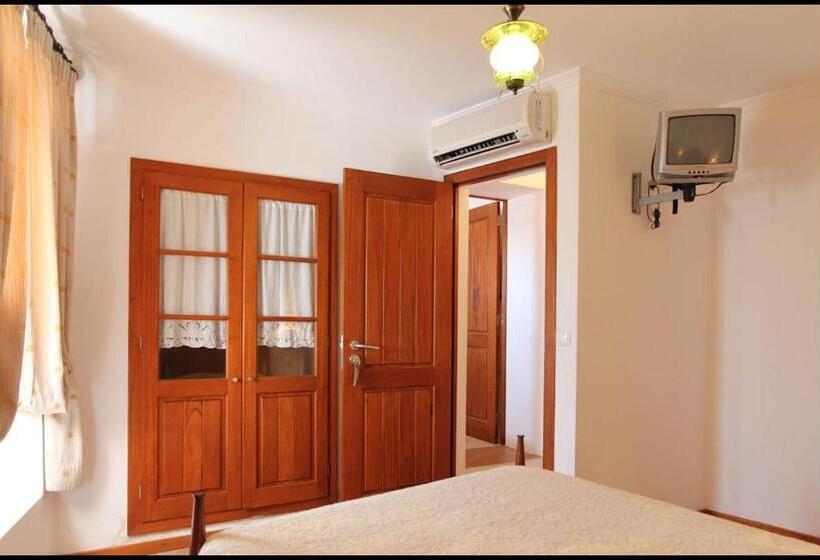 민박 Casa De Pedrógão