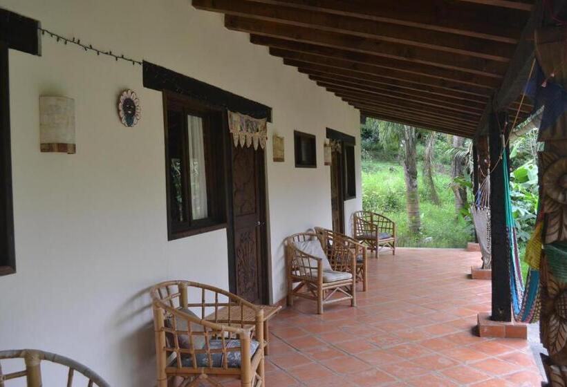 Eco Hotel La Jicarita