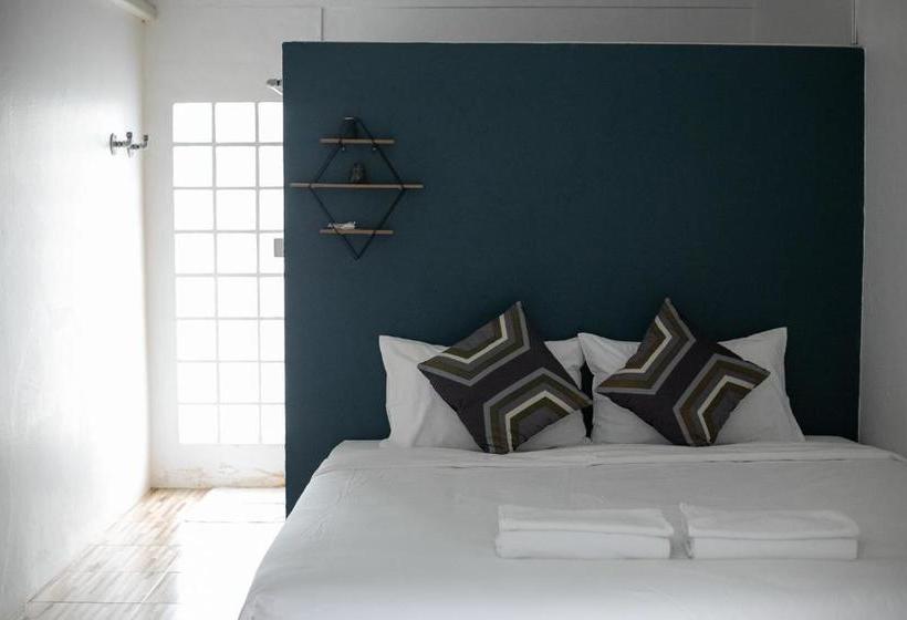 酒店 Baannokhook Home&cafe