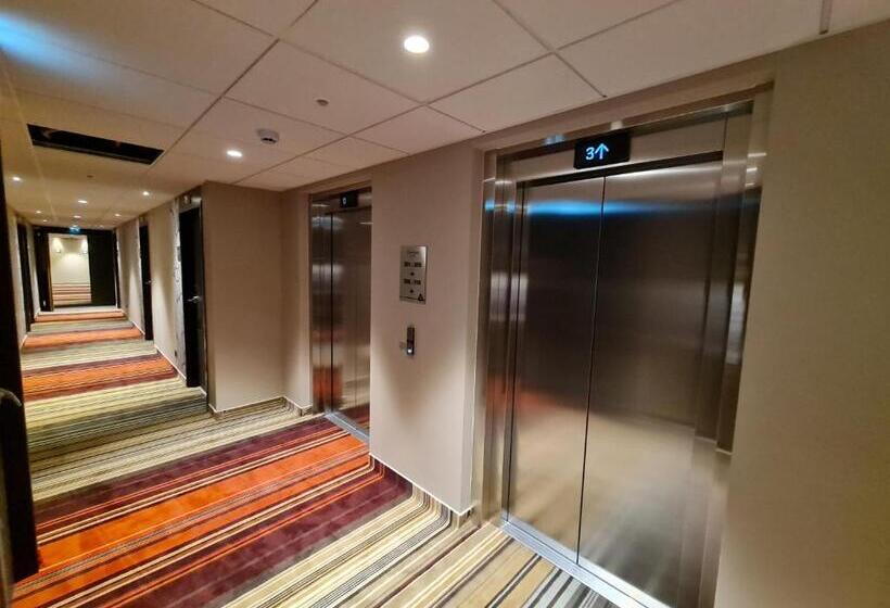 호텔 Akena Nantes Reze Aeroport