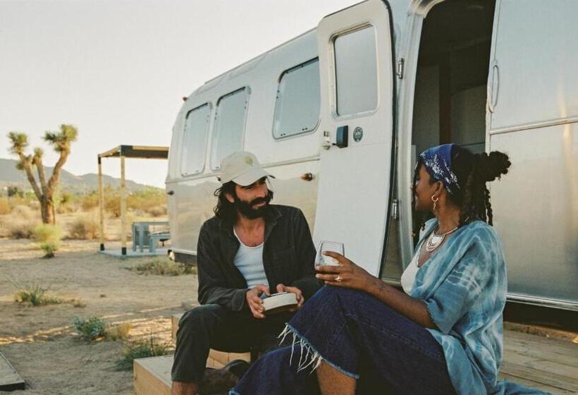Hotel Autocamp Joshua Tree
