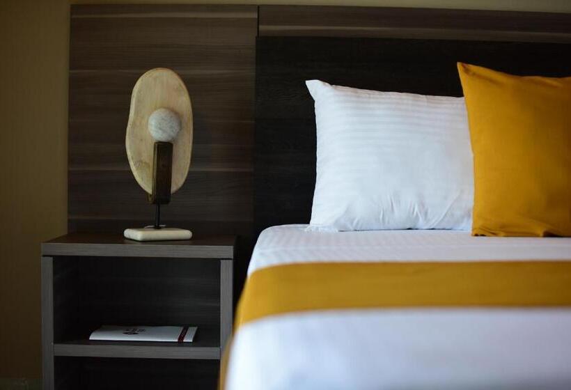 Отель Best Western Plus Riviera Veracruz