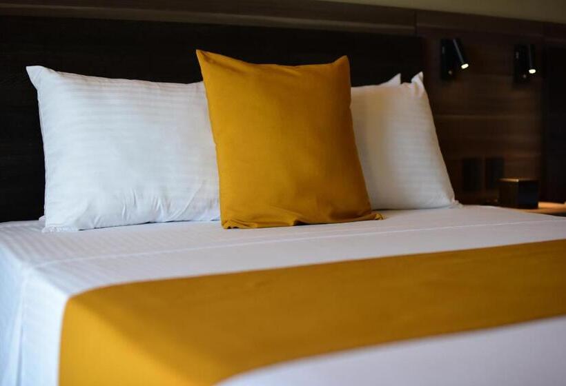 Отель Best Western Plus Riviera Veracruz