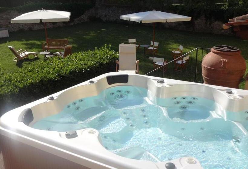 ホテル Castello Pomino