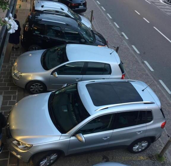 ホテル Garni Hirsch