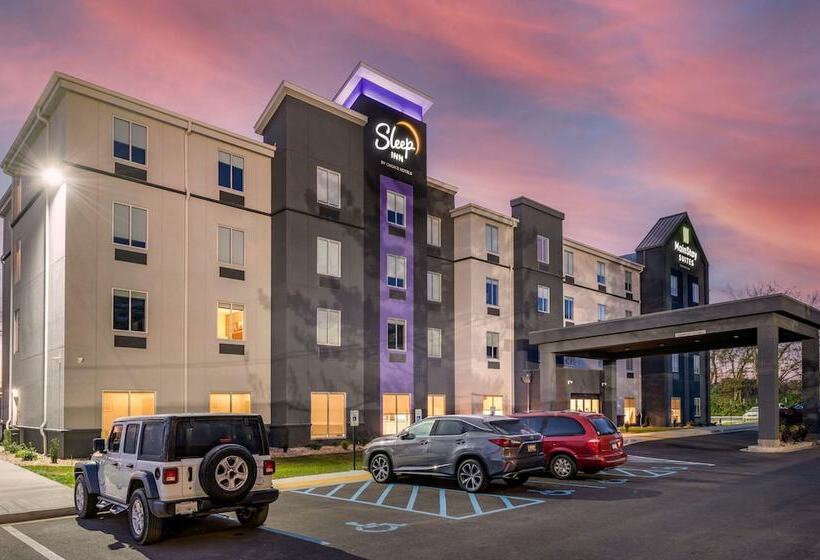 ホテル Mainstay Suites