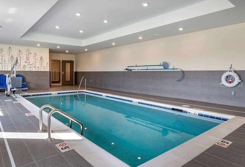 ホテル Mainstay Suites