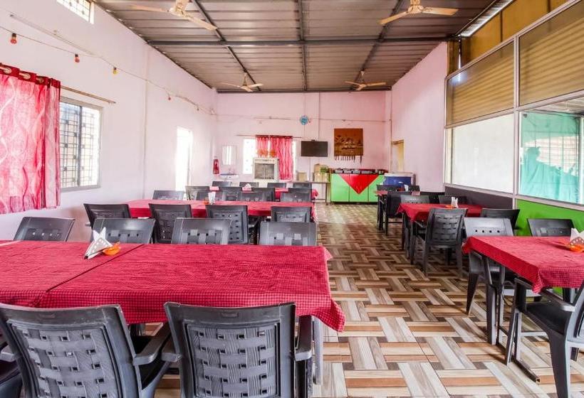 בית מלון כפרי Oyo 70694  Green Park Resort