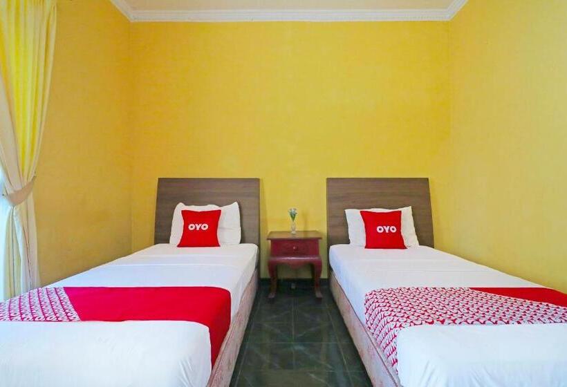 酒店 Oyo 90382  Sarah Sukabumi