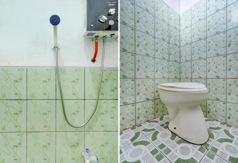 호텔 Oyo Ii3676 Wisma Al-fahmi Syariah