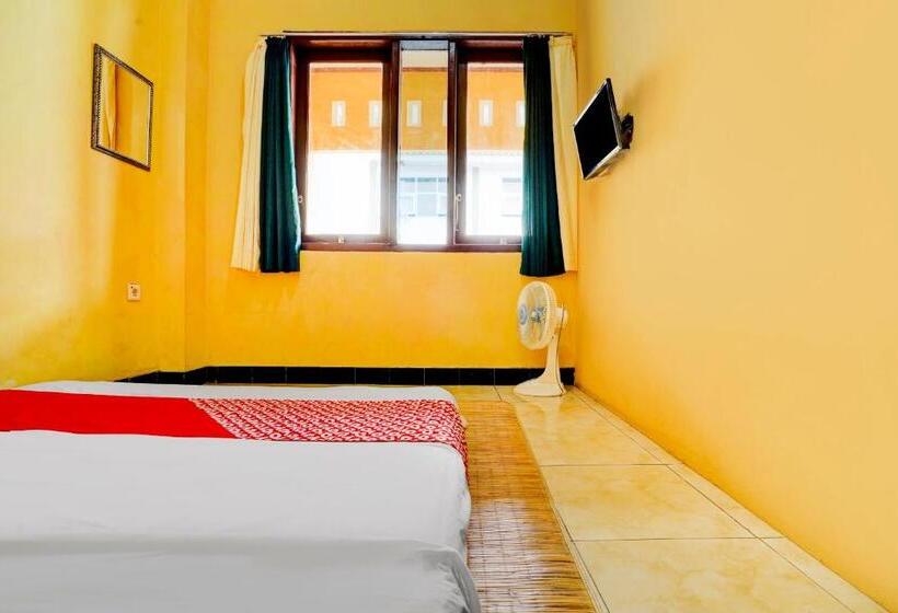 호텔 Oyo Ii3676 Wisma Al-fahmi Syariah