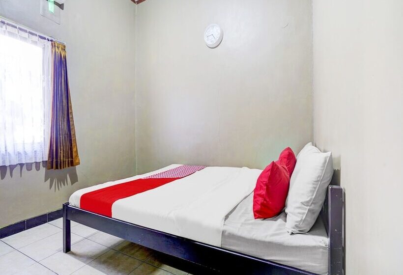 호텔 Oyo Ii3676 Wisma Al-fahmi Syariah