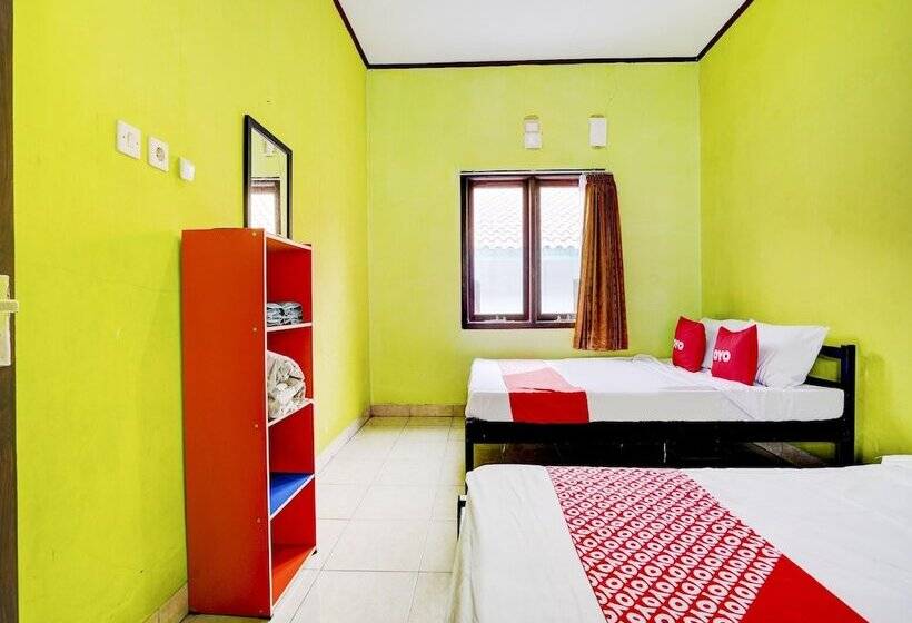 호텔 Oyo Ii3676 Wisma Al-fahmi Syariah