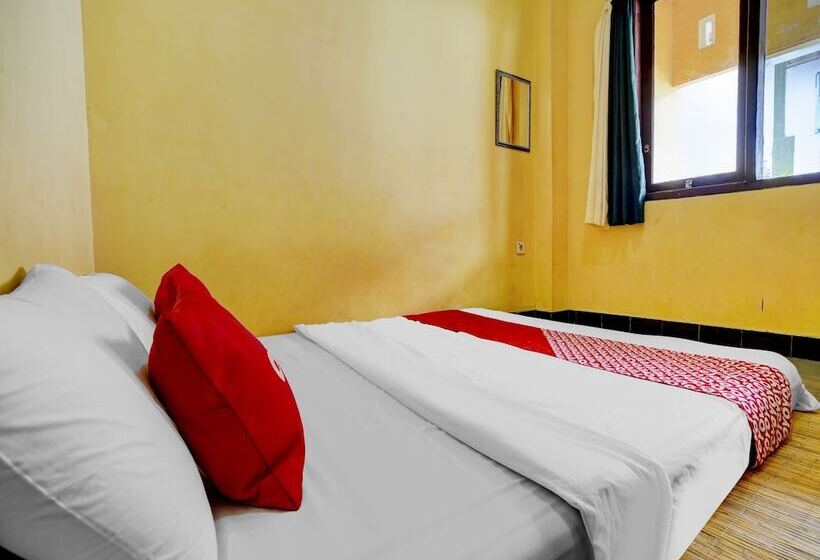 호텔 Oyo Ii3676 Wisma Al-fahmi Syariah