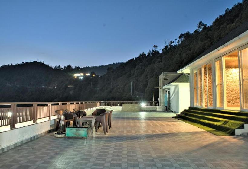 ホテル Tavisha Kanatal Hills Chamba