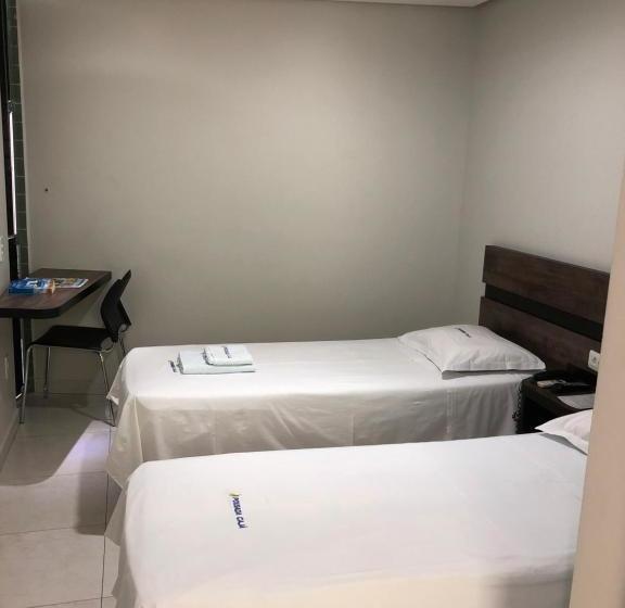 호텔 Pousada Cajá