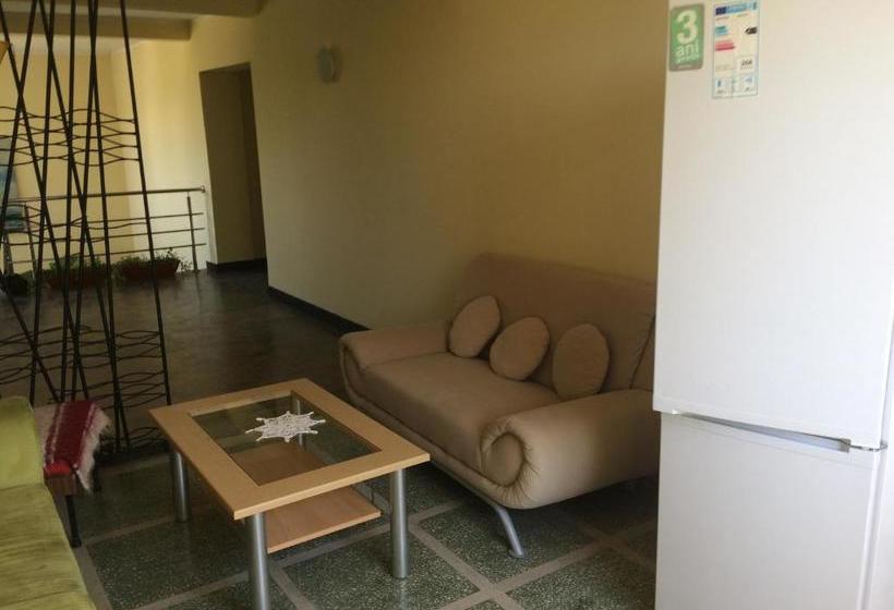 Отель Guest House Salcia