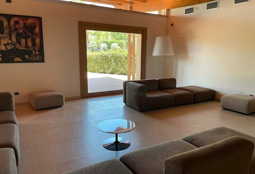 فندق Sport  Torre Del Grifo