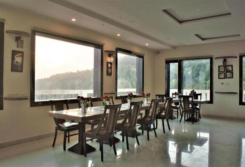 ホテル Tavisha Kanatal Hills Chamba