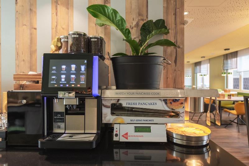 Отель Holiday Inn   The Niu, Mill Cologne Mülheim, An Ihg