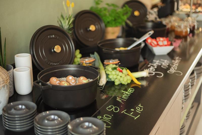 Отель Holiday Inn   The Niu, Mill Cologne Mülheim, An Ihg