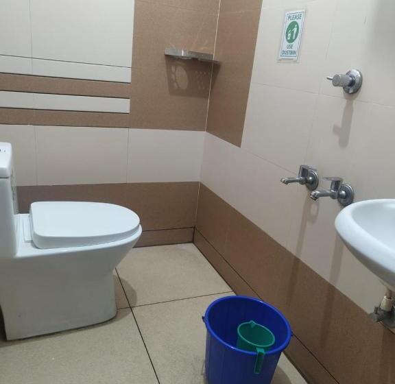 Отель Thekkumpuram Residency