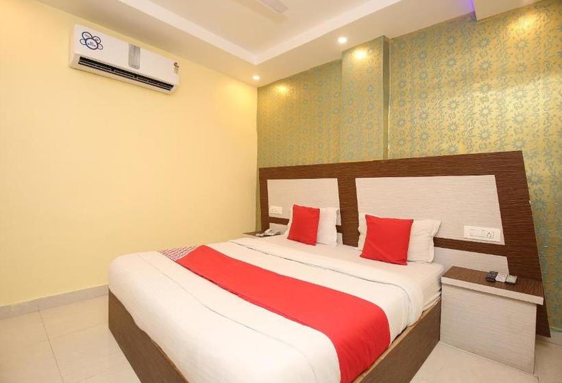 Itsy Hotels Royal Residency