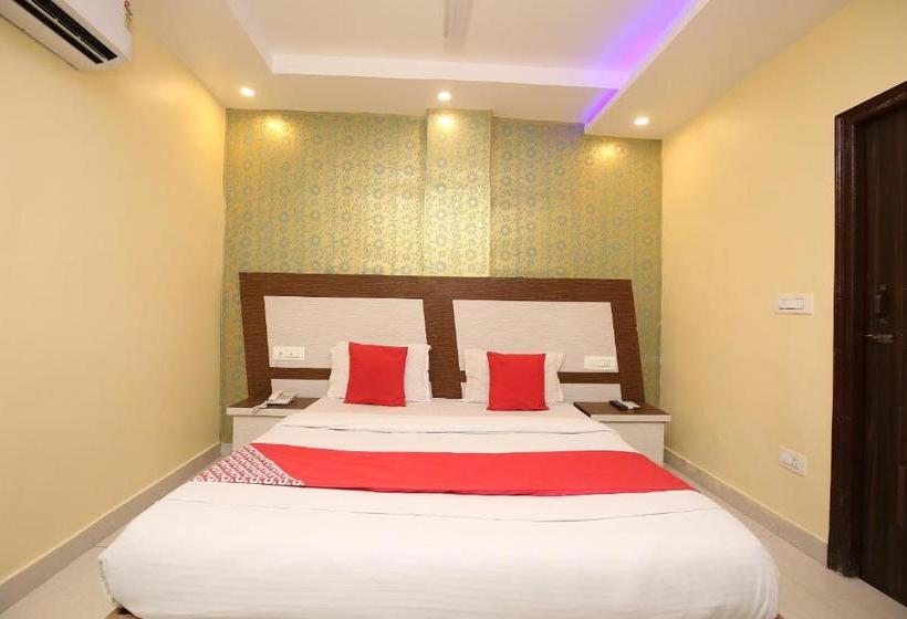 Itsy Hotels Royal Residency