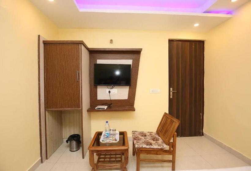 Itsy Hotels Royal Residency