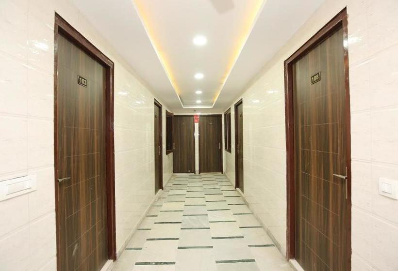 Itsy Hotels Royal Residency