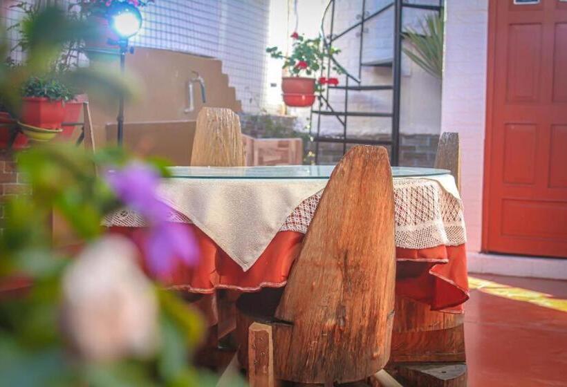 هتل Virgen Del Carmen Huaraz