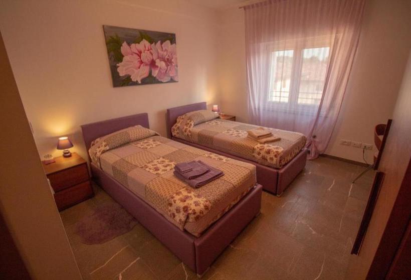 פנסיון Bed Adelaide