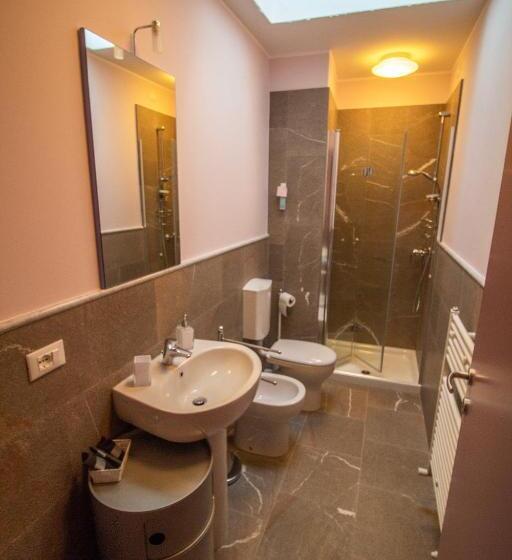 פנסיון Bed Adelaide