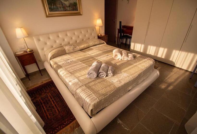 פנסיון Bed Adelaide