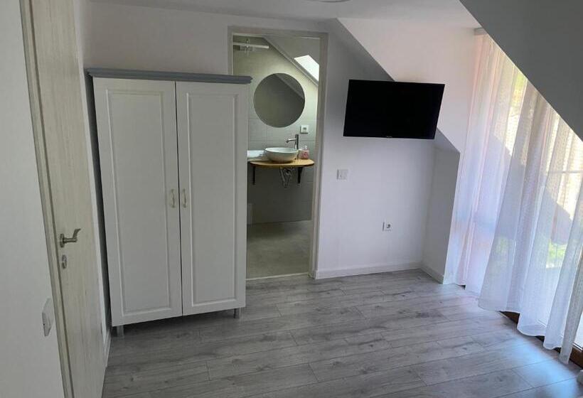 펜션 Casa Presecan