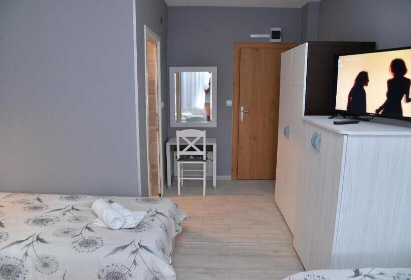 پانسیون Casablanca