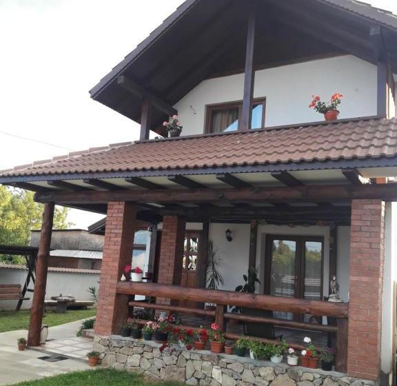 Пансион Căsuța De La țară