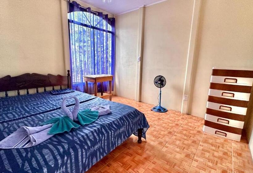 پانسیون El Manantial De Corcovado