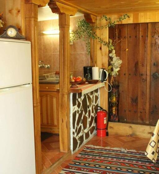 بنسيون Guest House Polah Ot Minaloto