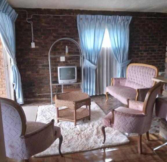 Пансион Hamba Kancane Ma Africa Guest House