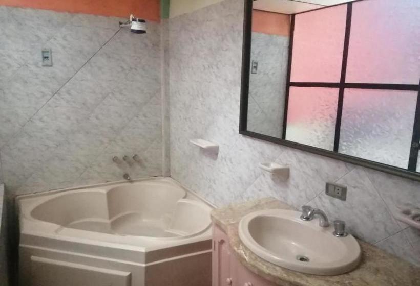 Pension Hostal El Paraiso