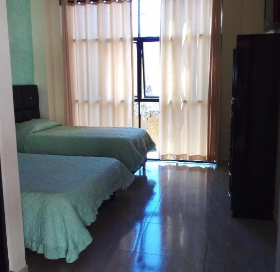 پانسیون Hostal El Paraiso