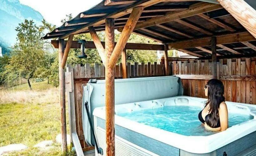 פנסיון Chalet Saloon Avec Spa Privatif En Illimité