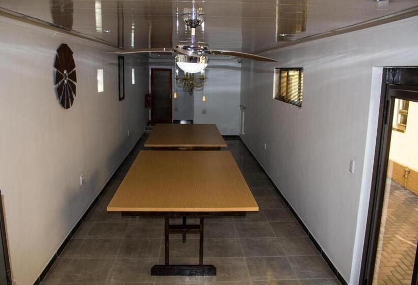 Пансион Mohlakeng Guest House