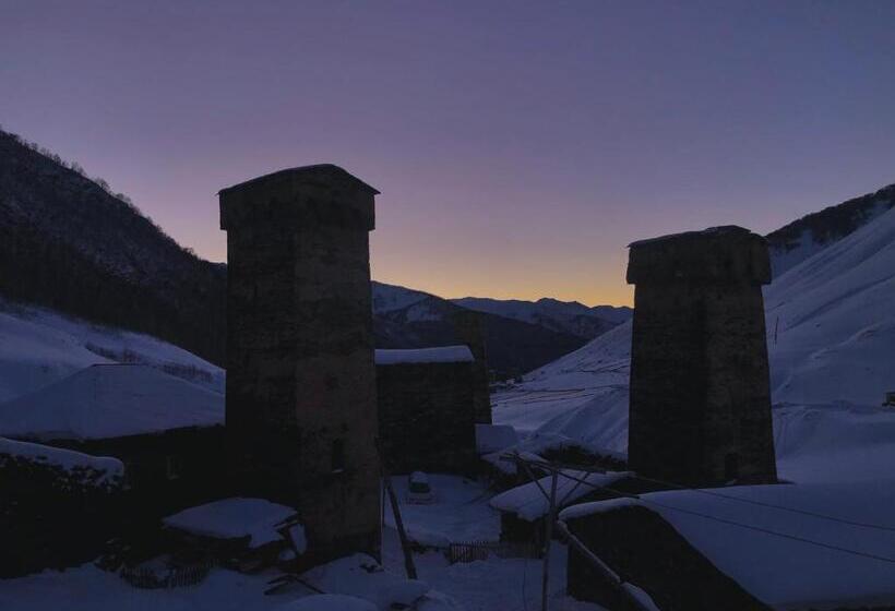 پانسیون Old House