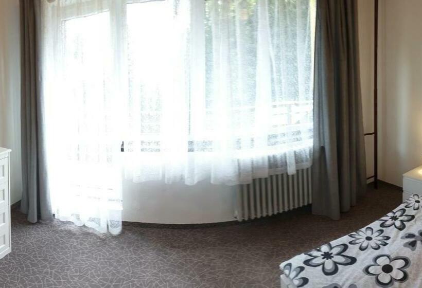 بنسيون Penzion Na Mýtinách