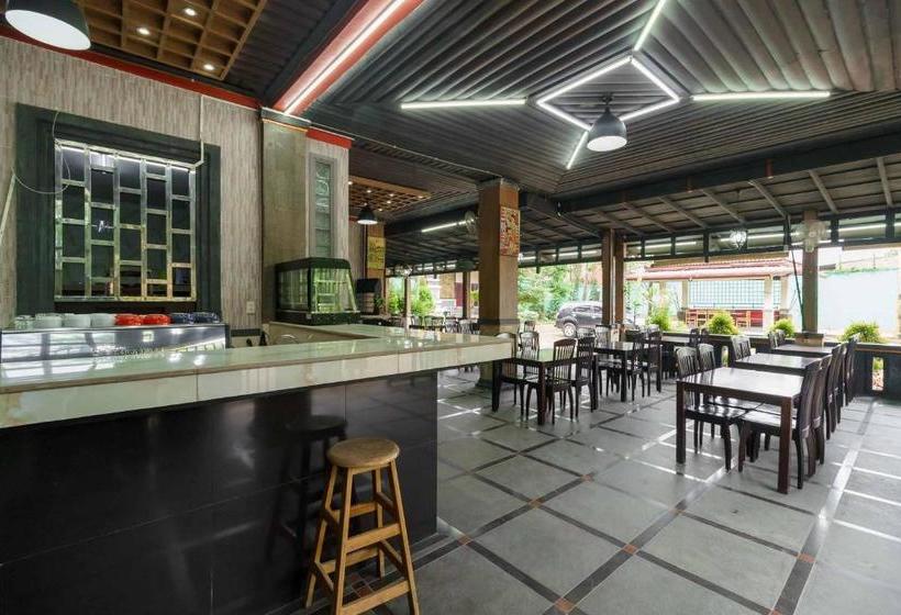 膳宿费 Reddoorz Plus @ Setiabudi Medan 4