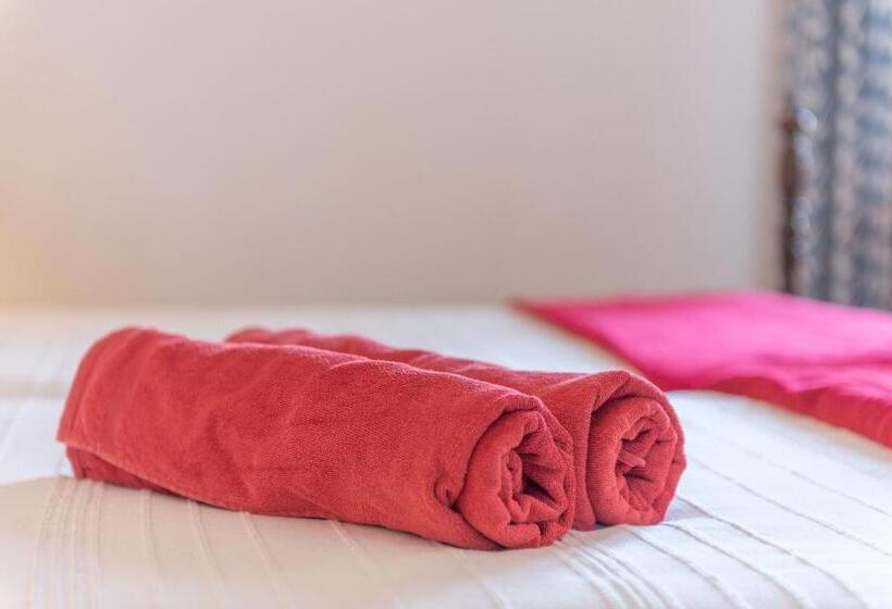 بنسيون Son Vivot  Doble Con Salon